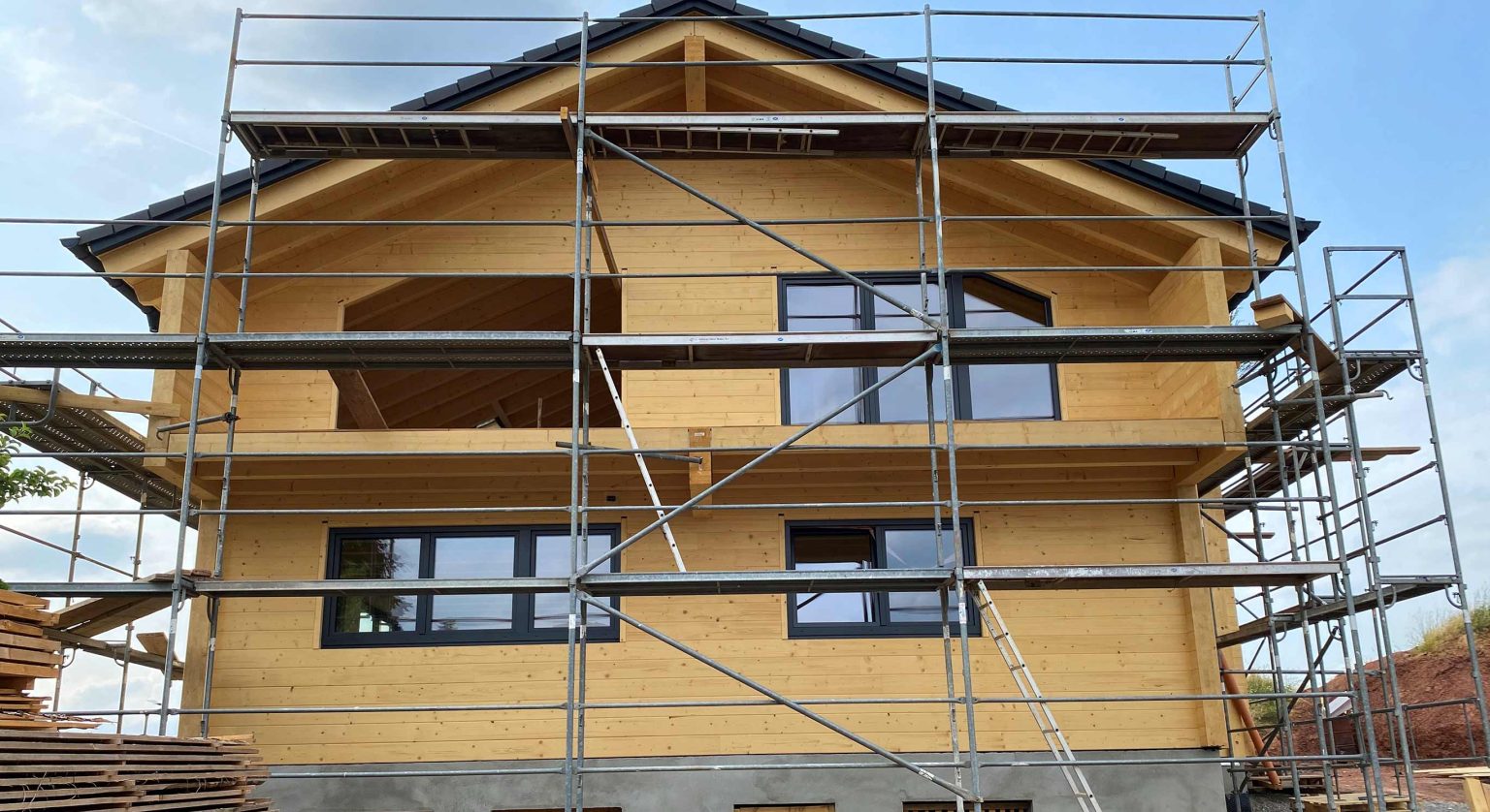 Blockhaus Baustelle in Bayern August 2023